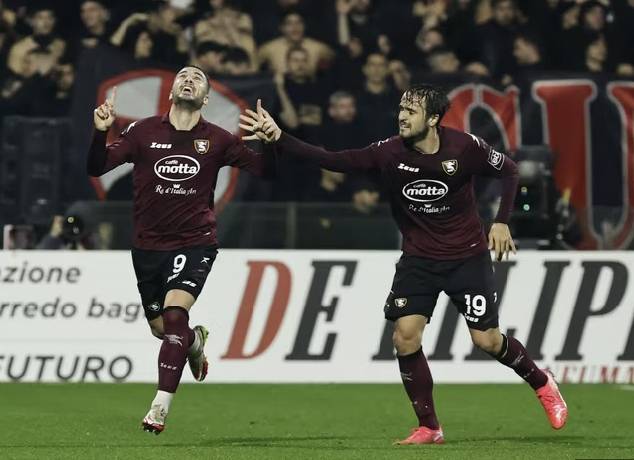 Đội hình ra sân chính thức Salernitana vs Venezia, 23h ngày 5/5