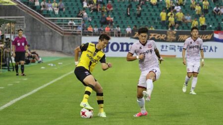 Máy tính dự đoán bóng đá 14/4: United City vs Jeonnam Dragons