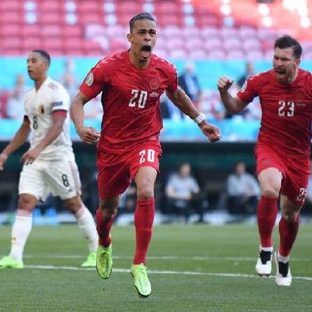 Máy tính dự đoán bóng đá 28/3: Đan Mạch vs Serbia