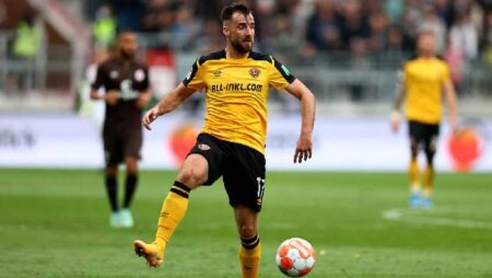 Máy tính dự đoán bóng đá 8/5: Karlsruhe vs Dynamo Dresden