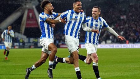 Nhận định kèo Huddersfield vs Barnsley, 1h45 ngày 23/4