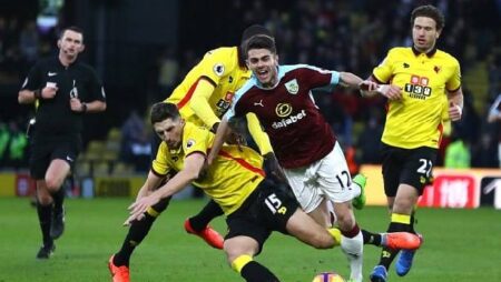 Nhận định kèo Watford vs Burnley, 21h00 ngày 30/4