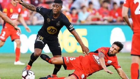 Phân tích kèo hiệp 1 Adelaide United vs Western Sydney, 15h35 ngày 16/3