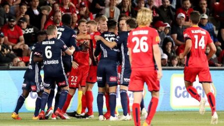 Phân tích kèo hiệp 1 Adelaide vs Melbourne Victory, 15h45 ngày 2/4