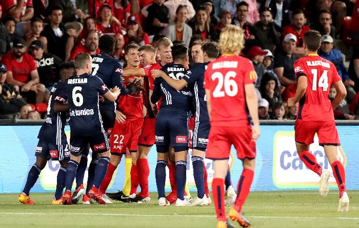 Phân tích kèo hiệp 1 Adelaide vs Melbourne Victory, 15h45 ngày 2/4