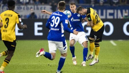 Phân tích kèo hiệp 1 Dynamo Dresden vs Schalke, 23h30 ngày 1/4