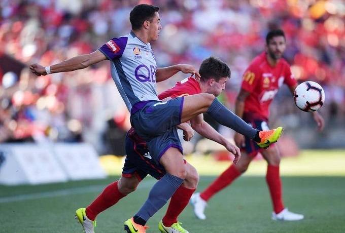 Soi kèo hiệp 1 Adelaide vs Perth Glory, 14h05 ngày 24/4