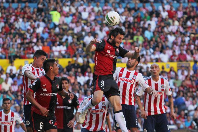 Soi kèo phạt góc Atlas vs Guadalajara Chivas, 8h ngày 21/3