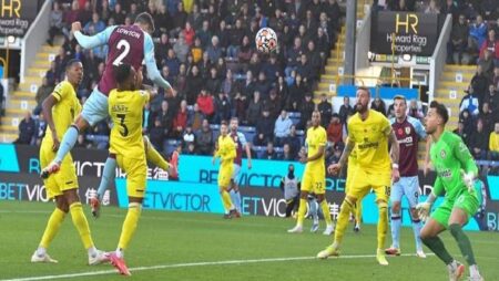 Soi kèo phạt góc Brentford vs Burnley, 22h00 ngày 12/03