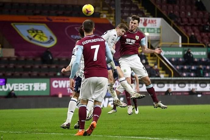 Soi kèo phạt góc Burnley vs Aston Villa, 21h00 ngày 7/5