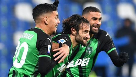 Soi kèo phạt góc Cagliari vs Sassuolo, 17h30 ngày 16/4