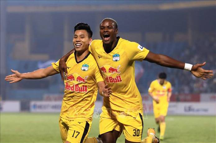 Soi kèo phạt góc HAGL vs Yokohama F. Marinos, 18h00 ngày 16/04