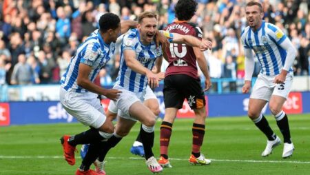 Soi kèo phạt góc Hull vs Huddersfield, 1h45 ngày 2/4