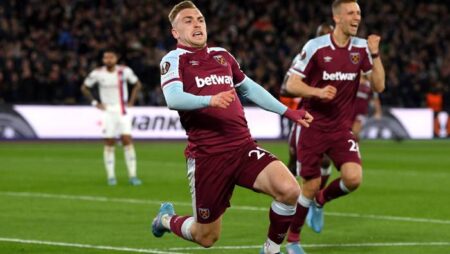 Soi kèo phạt góc Lyon vs West Ham, 2h ngày 15/4