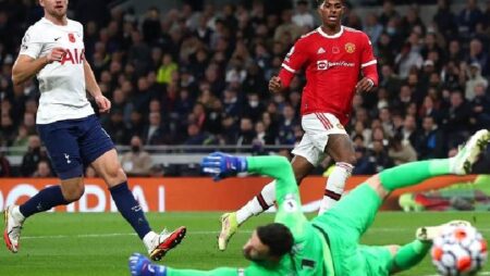 Soi kèo phạt góc Man Utd vs Tottenham, 0h30 ngày 13/3