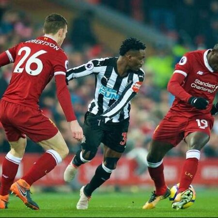 Soi kèo phạt góc Newcastle vs Liverpool, 18h30 ngày 30/4