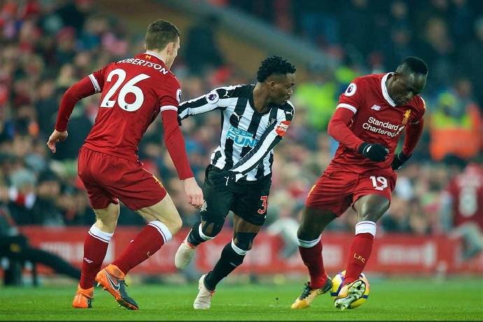 Soi kèo phạt góc Newcastle vs Liverpool, 18h30 ngày 30/4