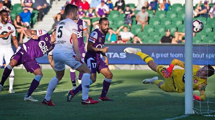 Soi kèo phạt góc Perth Glory vs Newcastle Jets, 17h40 ngày 30/3