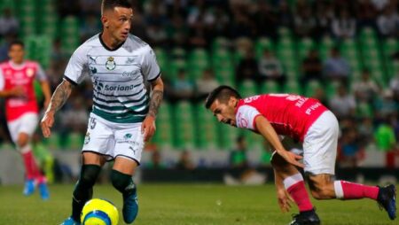 Soi kèo phạt góc Santos Laguna vs Leon, 7h ngày 25/4