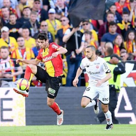 Soi kèo phạt góc Strasbourg vs Lens, 18h00 ngày 03/04