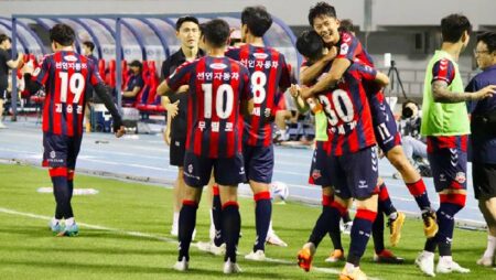 Soi kèo phạt góc Suwon vs Suwon Bluewings, 17h ngày 25/6