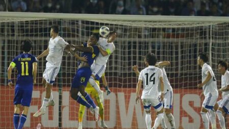 Soi kèo phạt góc Sydney vs HAGL, 18h00 ngày 19/04