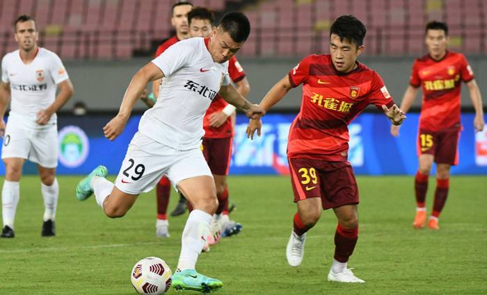 Soi kèo phạt góc Wuhan Three Towns vs Hebei, 14h30 ngày 26/6