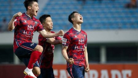 Phân tích kèo hiệp 1 Gangwon vs Gimcheon Sangmu, 17h30 ngày 8/7