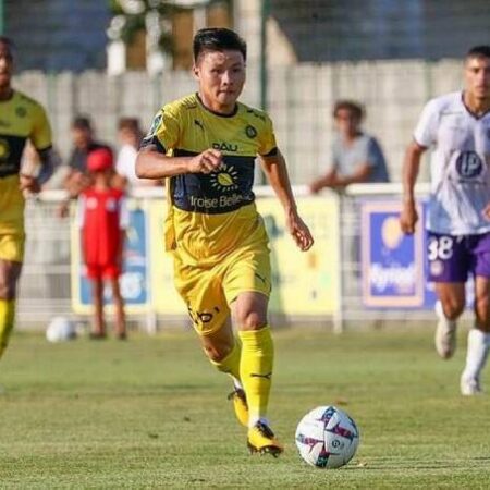 Soi kèo bóng đá Ligue 2 đêm nay 30/7: Guingamp vs Pau