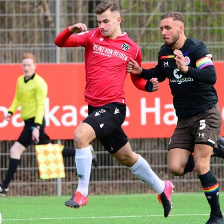 Nhận định kèo Hannover 96 vs St. Pauli, 1h30 ngày 24/7 dự đoán Hạng hai Đức