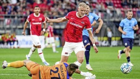 Soi kèo, dự đoán Macao Tuzla City vs AZ Alkmaar 1h45 ngày 29/7