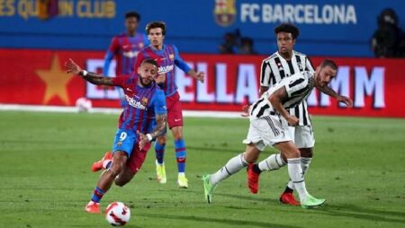 Soi kèo phạt góc Barcelona vs Juventus, 7h30 ngày 27/7