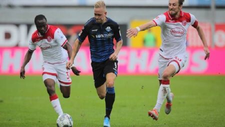 Soi kèo phạt góc Dusseldorf vs Paderborn, 23h30 ngày 22/7