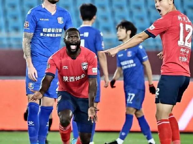 Soi kèo phạt góc Henan vs Guangzhou City, 18h30 ngày 7/7