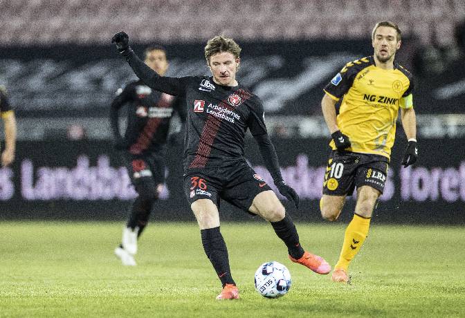 Soi kèo phạt góc Midtjylland vs Silkeborg, 0h ngày 23/7