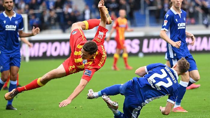 Soi kèo phạt góc Paderborn vs Karlsruher, 18h30 ngày 17/7