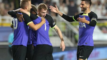 Soi kèo phạt góc Rangers vs Tottenham, 21h ngày 23/7