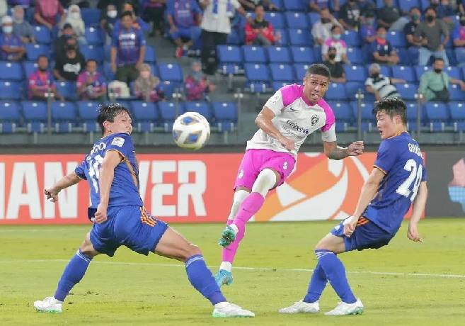 Soi kèo phạt góc Ulsan vs Gangwon, 17h30 ngày 5/7