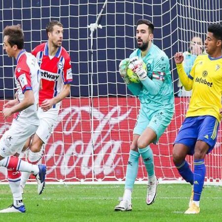 Soi kèo tài xỉu Alaves vs Besiktas hôm nay, 0h ngày 27/7