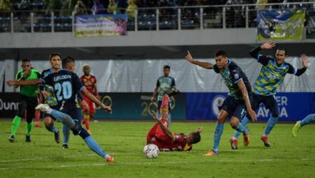 Soi kèo tài xỉu Melaka vs Pulau Pinang hôm nay, 20h ngày 26/7
