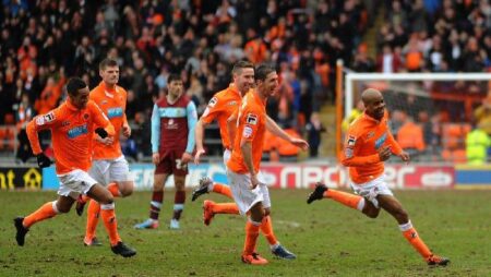 Kèo xiên thơm nhất hôm nay 20/8: Burnley vs Blackpool