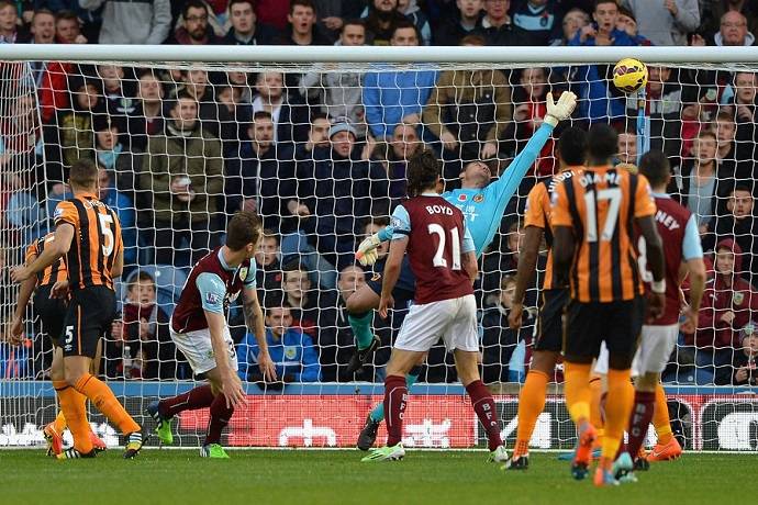 Nhận định kèo Burnley vs Hull City, 1h45 ngày 17/8