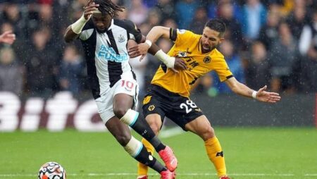 Phân tích kèo hiệp 1 Wolves vs Newcastle, 20h00 ngày 28/8