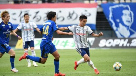 Soi kèo bóng đá hạng 2 Nhật Bản hôm nay 13/8: Yokohama vs ThespaKusatsu