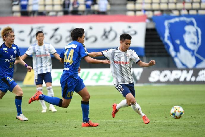 Soi kèo bóng đá hạng 2 Nhật Bản hôm nay 13/8: Yokohama vs ThespaKusatsu