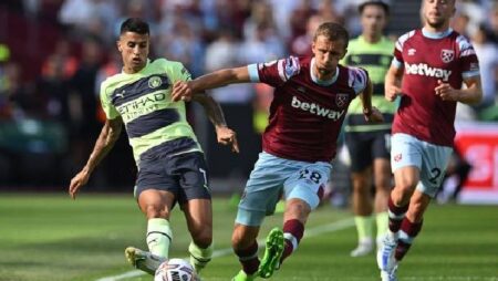 Soi kèo chẵn/ lẻ Nottingham Forest vs West Ham, 20h ngày 14/8