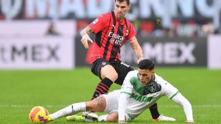 Soi kèo đặc biệt Sassuolo vs AC Milan, 23h30 ngày 30/8