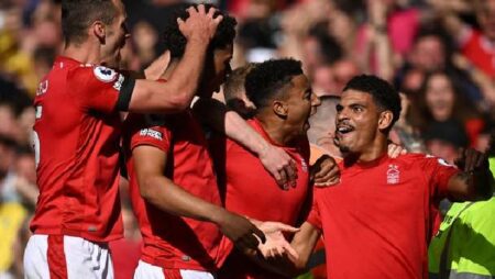 Soi kèo, dự đoán Macao Grimsby vs Nottingham Forest, 1h45 ngày 24/8
