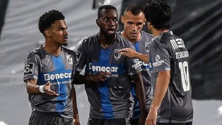 Soi kèo, dự đoán Macao Guimaraes vs Casa Pia, 1h ngày 30/8