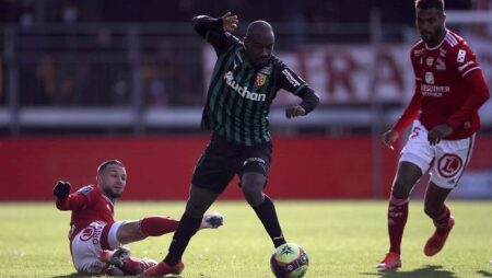 Soi kèo, dự đoán Macao Lens vs Brest 20h00 ngày 7/8